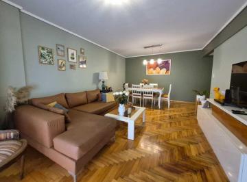 Departamento · 85m² · 3 Ambientes · 1 Cochera · Venta Depto. 3 Ambientes y Dependencia Excelente!