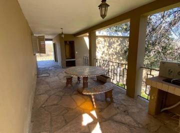 Casa · 156m² · 4 Ambientes · 1 Cochera · Venta Casa 2 Dorm + Monoambiente en Mayu Sumaj