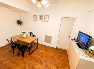 Departamento · 61m² · 3 Ambientes · Venta Departamento 3 Ambientes Reciclado con Balcon – Flores