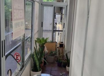 Departamento · 69m² · 4 Ambientes · Venta Departamento 4 Amb con Balcon 1piso por Escalera