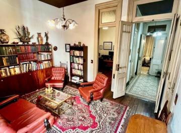 Departamento · 90m² · 4 Ambientes · Venta Piso 6 Ambientes con Patio y Balcones en San Nicolas
