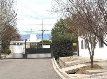 Departamento · 118m² · 3 Ambientes · 1 Cochera · Duplex en Alquiler en Godoy Cruz