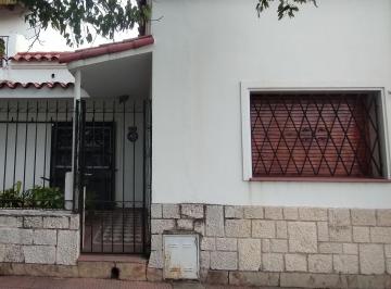 PH de 4 ambientes, Córdoba · Casa en PH a La Venta 2 Habitaciones, C/ Oficina