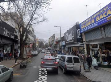 Local comercial · 600m² · Local en Alquiler en Flores, Capital Federal, Buenos Aires