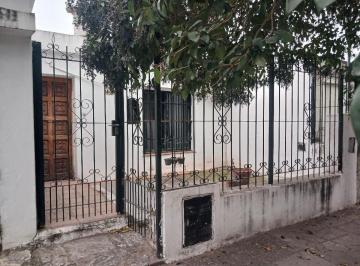 Casa de 6 ambientes, Córdoba · Casa en Venta 2 Habitaciones, Gran Patio