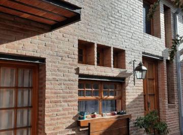 Departamento de 5 ambientes, Córdoba · Alquiler Temporario en Alto Alberdi | 2 Dorm. | Patio con Asador