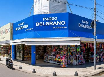 Local comercial · 220m² · Local en Alquiler en San Martin, G. B. a. Zona Norte, Argentina