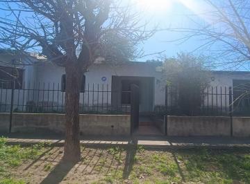 Casa · 132m² · 5 Ambientes · 1 Cochera · Venta Casa Arguello Cerro Norte 3 Dorm.