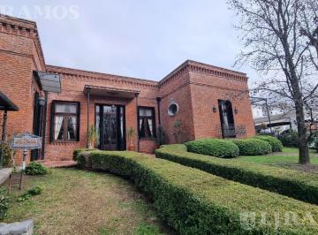 Casa · 1250m² · 6 Ambientes · 3 Cocheras · Casa en Venta Sobre Golf, 4 Dorm., Piscina, Carmel C. C, Pilar