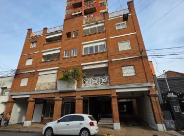 Departamento · 60m² · 2 Ambientes · Oportunidad Inmejorable de Departamento de 2 Dorm. en Pleno Centro