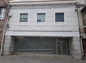 frente · Gran Local Comercial Microcentro Salta