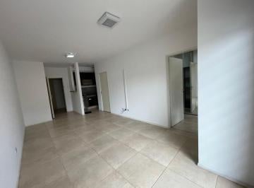 Departamento · 41m² · 2 Ambientes · Alquiler 2 Amb Al Frente Balcon Suite y Vestidor