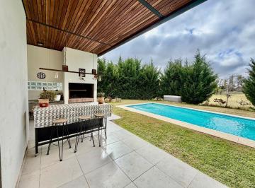 Casa · 200m² · 5 Ambientes · 2 Cocheras · Casa en Venta, 5 Ambientes, Haras Santa Maria, Escobar, Gba Norte