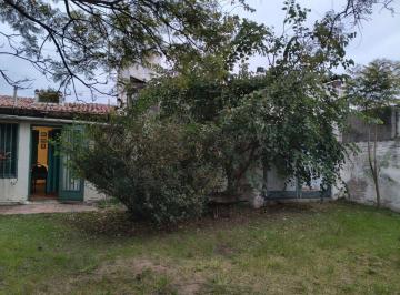 Casa de 6 ambientes, Córdoba · Casa en Venta Villa Cabrera | Gran Patio