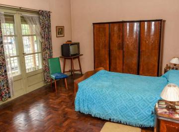 Casa · 162m² · 3 Ambientes · 2 Cocheras · Venta Casa con Garage / Taller - Quilmes