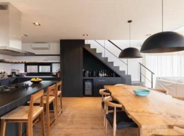 Casa · 900m² · 3 Dormitorios · Los Olivos - La Juanita Tm