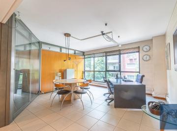 Oficina comercial · 100m² · 5 Ambientes · Oficina en Palermo Chico
