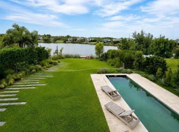 Casa · 280m² · 5 Ambientes · 2 Cocheras · Venta Casa C/alquiler 5 Amb a La Laguna Barrio San Benito Villanueva Tigre