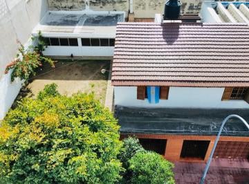 Casa · 224m² · 3 Ambientes · 1 Cochera · Casa en Venta en San Vicente - 3 Dorm. Amplios - Escritura