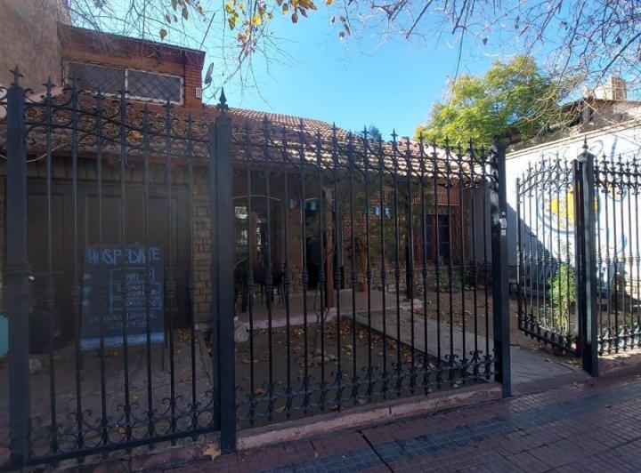 Local comercial · 800m² · 6 Ambientes · 1 Cochera