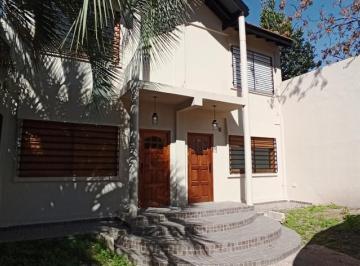 Casa · 70m² · 3 Ambientes · Excelente Duplex de 3 Ambientes con Patio