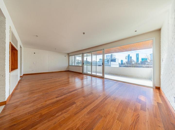Departamento · 178m² · 5 Ambientes · 1 Cochera