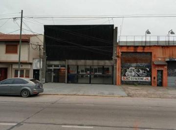Oficina comercial · 400m² · 72 Entre 3 y 4. Galpón en Alquiler. La Plata