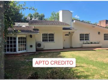 Casa · 185m² · 4 Ambientes · Casa en Mapuche C. C - Casa 4 Amb C/pileta!