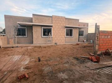 PH de 3 ambientes, Mar del Tuyú · Chalet a Estrenar 3 Amb.|muy Luminoso|listo Para Mudarse|acepta Financiamiento