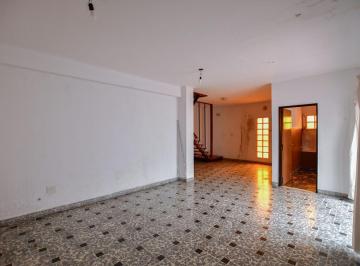 PH · 113m² · 3 Ambientes · PH en Venta La Plata