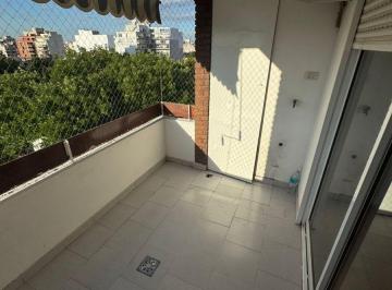 Departamento de 3 ambientes, Villa Devoto · Excelente Zona Residencial 3 Ambientes Al Frente C/balcon Muy Luminoso