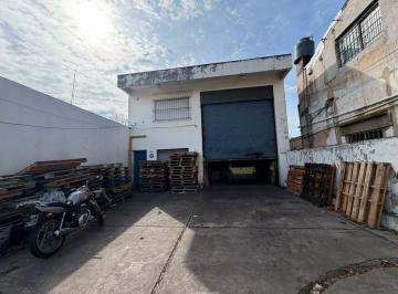 Bodega-Galpón · 390m² · Alquiler Galpon Industrial - Oportunidad