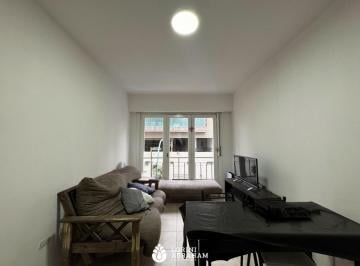 LIVING | COMEDOR · Venta Departamento 2 Ambientes Zona Plaza Colón
