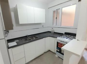 Departamento · 42m² · 2 Ambientes · Caballito - Departamento 2 Amb con Patio Propio!