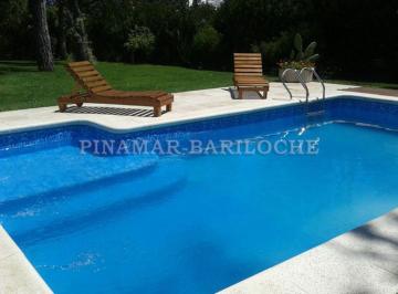 Casa de 8 ambientes, Pinamar · Casa en Alquiler Zona Álamos, con Pileta Climatizada 4 Dorm y Dep - 543
