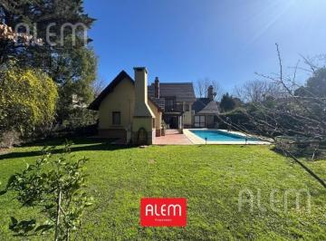 Casa · 250m² · 5 Ambientes · 2 Cocheras · Casa en Venta en Canning | Solar del Bosque