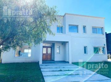 Casa · 325m² · 5 Ambientes · 2 Cocheras · Casa en Venta de 3 Dorm. en San Gabriel