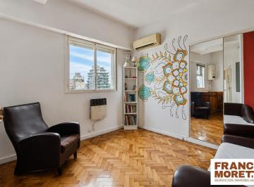 Departamento · 32m² · 2 Ambientes · San Telmo: Sol de Mañana, Vistas Abiertas y Tu Nuevo Hogar. ¡Veni a Conocerlo!