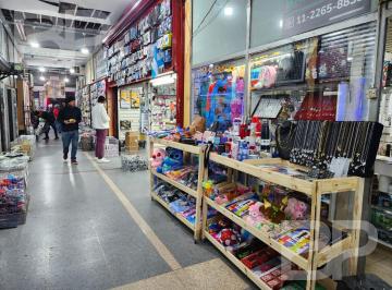 Local comercial · 20m² · 1 Ambiente · Pasteur 261 - Alquiler Local en Galeria - Balvanera