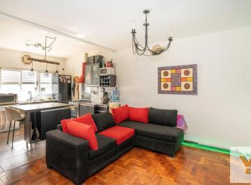 Casa · 96m² · 4 Ambientes · Casa en Venta - 3 Dorm. 2 Baños - Liniers