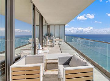 Departamento · 159m² · 3 Ambientes · 2 Cocheras · Departamento en Venta en Sunny Isles, Miami, Florida