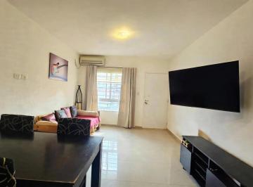 PH · 46m² · 2 Ambientes · 1 Cochera · PH en San Justo