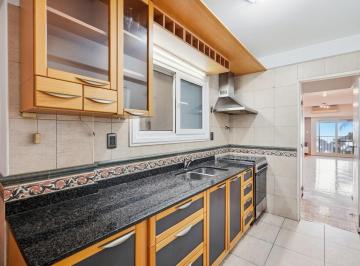 Departamento · 62m² · 3 Ambientes · 1 Cochera · Venta Departamento 3 Ambientes Belgrano con Dependencia Cochera y Baulera