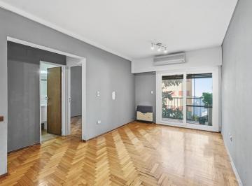 Departamento · 62m² · 3 Ambientes · 1 Cochera · Venta Departamento 3 Ambientes Belgrano con Dependencia Cochera y Baulera