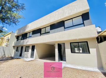 PH · 95m² · 4 Ambientes · 1 Cochera · PH - Villa Santos Tesei