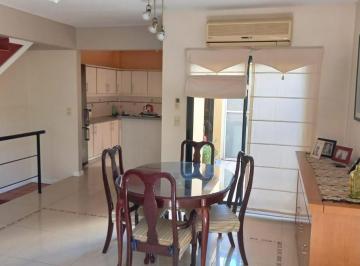 PH · 125m² · 4 Ambientes · 1 Cochera · PH en Venta - 3 Dorm. 4 Baños - 162 m² - Villa Santa Rita