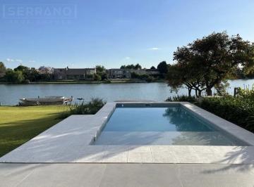 Casa · 376m² · 5 Ambientes · 2 Cocheras · Alquiler Casa 5 Ambientes Al Agua en Santa Barbara, Tigre