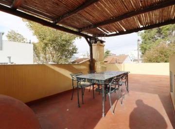 Casa · 117m² · 5 Ambientes · 1 Cochera · Casa 5 Amb C/cochera, Patio y Terraza en Florida