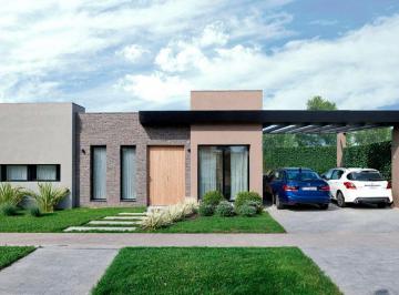 Casa · 120m² · 4 Ambientes · 2 Cocheras · Casa en Venta Bº Privado La Quebrada - Lujan
