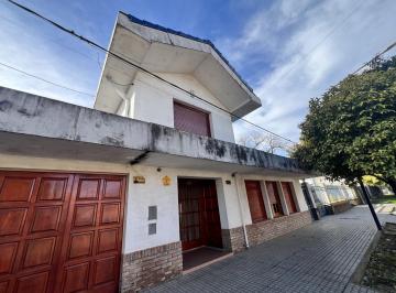 Casa · 305m² · 7 Ambientes · 3 Cocheras · Casa Venta Pueblo Villa Amelia